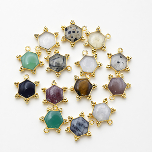 Colgante de latón chapado en oro con hexágono de crisoprasa verde, cabujón liso, conector de piedra natural para collar y pulsera - Product Image 5