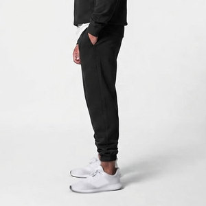High Quality <b>Lightweight</b> 100% Cotton Material Made Men <b>Joggers</b> Custom Men's Eco-Friendly Breathable <b>Joggers</b> - Product Image 3