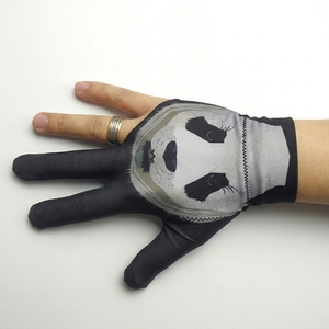 Guante Profesional de Billar y Snooker de Poliéster con Dedos Descubiertos y Diseño Transpirable para un Mejor Juego en la Mesa - Product Image 2
