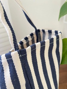 Indian Supplier Geometric Print Jute <b>Bag</b> Durable Tote for Office Lunch and Daily Carry Available at Factory Price - Product Image 4