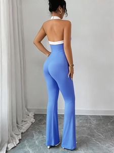 Combinaison de sport sans coutures à dos croisé de qualité supérieure |   Combinaison de sport respirante et ajustée |   Combinaison de sport moulante pour femmes - Product Image 2