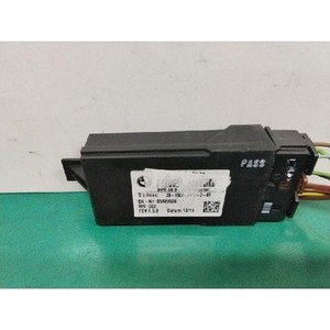 ECU และโมดูลคอมพิวเตอร์มือสอง ซีรีส์ 5 รุ่น 9216468 - Product Image 4