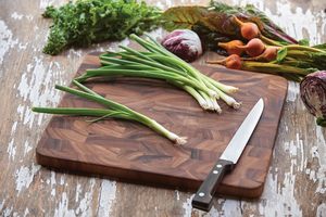 เขียงอเนกประสงค์ Ironwood Gourmet Oslo ทำจากไม้ Acacia คุณภาพพรีเมียม ทนทาน เหมาะสำหรับเตรียมอาหารในครัว ราคาขายส่ง - Product Image 2