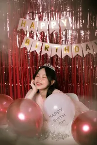 Service professionnel d'édition de photos d'anniversaire avec retouche de la peau, correction des couleurs et amélioration du fond au meilleur prix - Product Image 5