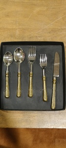 Cuillère de service décorative de luxe pour la cuisine, fourchette de service décorative, cuillère à manche plume, cuillère à manche feuille - Product Image 4