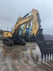 Tracteur sur chenilles jaune d'occasion haute puissance de 3 tonnes avec chenilles en acier renforcé et poste de commande fermé pour le creusement de fossés profonds - Product Image 5