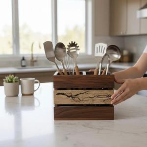 Organisateur de couverts en bois décoratif, parfait pour les repas en plein air et le rangement des ustensiles sur le comptoir de cuisine, fabriqué à la main en Inde - Product Image 4