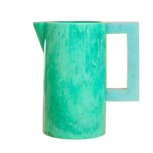 Pichet en résine artisanal de qualité supérieure, écologique, compatible lave-vaisselle, avec poignée, pour eau et vin, capacité 1L/1,5L, style classique moderne et luxueux - Product Image 1