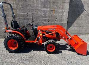 Tractor cortacésped Kubota B2320 usado a precio rebajado en venta - Product Image 4