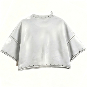 เสื้อยืดครอปพิมพ์ลายกราฟิกสุดเทรนดี้ ผ้าหนานุ่ม 100% เป็นมิตรกับสิ่งแวดล้อม ตกแต่งด้วยคริสตัล แขนสั้น สำหรับทุกเพศ - Product Image 2