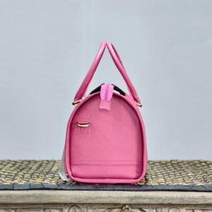 Bolso Speedy Grande de Cuero Genuino con Paneles de Piel de Vacuno y Detalles de Borlas, de Lujo para Viaje, Rojo y Blanco, Gran Capacidad, Ligero - Product Image 4