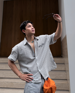 เสื้อเชิ้ตแขนสั้นลำลองผู้ชาย GUPO SWEET HOME ลายสก็อตคลาสสิก ปกคอพับ ระบายอากาศได้ดี เป็นมิตรกับสิ่งแวดล้อม แห้งเร็ว ODM - Product Image 4