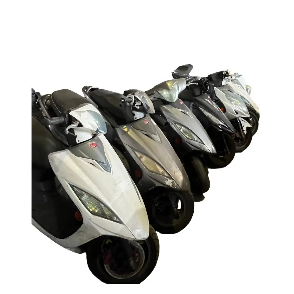 Export Gebruikte Motorfietsen En Benzine Scooters Van Taiwan