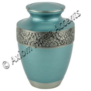 Axiom Home Accents-Urna de latón hecha a mano con diseño elegante y acabado brillante para guardar recuerdos - Product Image 1