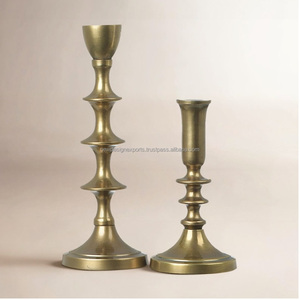 Portavelas de aluminio fundido en bronce envejecido al por mayor • Suministro de lujo para mesas de estilo rústico francés - Product Image 6