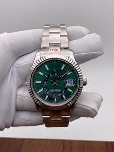 นาฬิกาหรูรุ่นลิมิเต็ดอิดิชั่น ระบบอัตโนมัติ สไตล์ GMT หน้าปัดสีเขียวคุณภาพสูง ขอบตัวเรือนแบบฟลูเต็ด สายสแตนเลสสตีล กลไก ETA - Product Image 2
