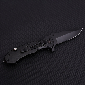 Cuchillo Plegable de Acero de Damasco SHARP POINT TRADES con Mango de Madera y Apertura con Perilla, Grosor de 0.5mm, Garantía de 3 Años - Product Image 4