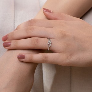 Bague minimaliste en argent sterling 925 avec diamant naturel, design feuille, pour femme - Product Image 6