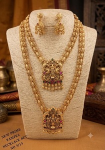 Collar corto y aretes Jhumka a juego de Lord Venkateswara Balaji, conjunto de joyería divina para uso festivo. - Product Image 5