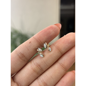 Pendientes de Lujo Geométricos con Diamantes Cultivados en Laboratorio de Oro de 14K, Corte Marquesa de 0.20 Ct, Montura Abierta Curva, para Bodas y Fiestas, Venta al por Mayor - Product Image 5