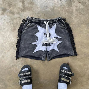 กางเกงขาสั้นเบอร์มิวดาผ้าฝ้ายสำหรับผู้ชาย ดีไซน์พิเศษ ปักลายแบบดิสเทรส ผ้าฝ้ายฟลีซฟอกสี แต่งชายรุ่ยด้านข้าง - Product Image 3