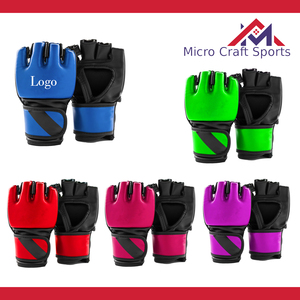 Guantes Profesionales de MMA y Boxeo de Cuero PU con Logotipo Personalizado, Cierre de Seguridad, Antideslizantes, Correa de Muñeca Ajustable, Hechos en Pakistán - Product Image 2