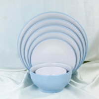 Assiettes rondes en mélamine, bleu clair uni, design minimaliste, compatibles lave-vaisselle, ensemble de vaisselle pour la mise en table des fêtes