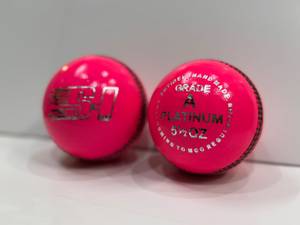 Balles de cricket d'entraînement pour hommes, taille 156 g, couleur rouge, blanc, rose - Product Image 2