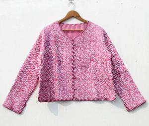 Nueva llegada de algodón hecho a mano chaqueta Kantha indio hecho a mano parche trabajo abrigos Boho chaqueta acolchada para mujer - Product Image 1