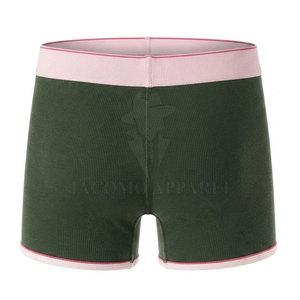 Calzoncillos bóxer clásicos de algodón para hombre, corte casual, tejido elástico suave, cintura cómoda, ropa interior para uso diario. - Product Image 2