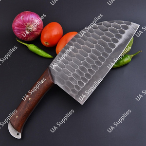 Cuchillo de carnicero serbio UA Supplies de 7 pulgadas, forjado a mano, de acero al carbono de espiga completa, ambidiestro, con mango de palisandro natural. - Product Image 4