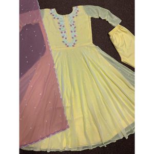 FANCY GEORGETTE BORDADO SECUENCIA BATA DE TRABAJO FONDO CON DUPATTA AMARILLO - Product Image 1