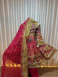 Robe afghane Kuchi vintage à manches longues aux couleurs personnalisées, magnifique, ethnique, faite à la main avec broderie et travail de miroirs. - Product Image 5