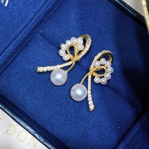 Exquisitos Pendientes de Plata de Ley S925 con Perla de Agua Dulce, Diseño de Lazo de Alta Calidad, Joyería Colgante - Product Image 2
