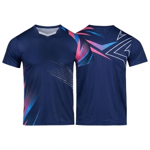Camiseta de Tenis Sublimada con Cuello en V para Hombre, Manga Corta, Transpirable, Ajustada, de Malla, Diseño Degradado, para Todas las Temporadas - Product Image 3