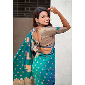 ผ้าไหมสีเขียวเนื้อนุ่มทอแบบดูอัลซารี ยี่ห้ออีลิท วีฟส์ พร้อมผ้าพันคอหรูหราลายแนนดี น้ำหนัก 700 กรัม - Product Image 2