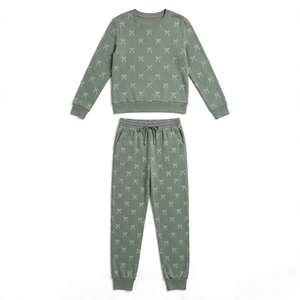 Conjunto de Sudadera de Manga Larga con Cuello Redondo y Estampado de Lazo Verde Salvia para Mujer y Pantalones Deportivos hasta el Tobillo, Poliéster/Algodón, Primavera - Product Image 2