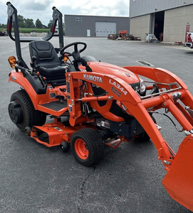 รถแทรกเตอร์ขนาดเล็กคูโบต้า BX2680 รุ่นปี 2023 สมรรถนะสูง 25 แรงม้า เครื่องยนต์ 3 สูบ D1005 - Product Image 3