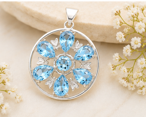 Colgante de Topacio Azul en Plata de Ley 925, Joyería Elegante Hecha a Mano para Mujer - Product Image 2