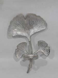 Porte-bougie carré en aluminium fait main, écologique, avec base trépied, pour décoration de fête intérieure et extérieure - Product Image 2