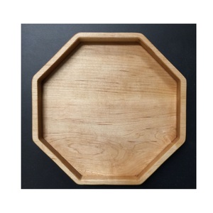 Plateau de service en bois naturel fait main, planche de cuisine rustique pour fruits, collations, pain, fromages, desserts et apéritifs - Product Image 6