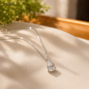 Conjunto de Joyería con Diamante Moissanite Corte Pera, Chapado en Oro Blanco, Colgante de Tres Puntas para Mujer, Uso Diario - Product Image 2