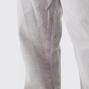 Jean en denim délavé au design unique, technique de lavage à l'acide, style vintage très résistant pour homme - Product Image 3
