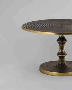 Mesa de Centro de Latón Contemporánea de Primera Calidad con Diseño en Espiral, Muebles Modernos para Sala de Estar, Mesa Decorativa - Product Image 2