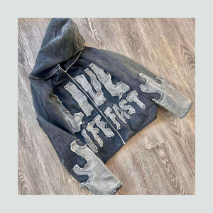 Venta al por mayor: Novedad Primavera 2026 - Sudadera con capucha de algodón holgada con diseño de moda, cuello redondo y costuras distintivas, con rayas irregulares. - Product Image 1