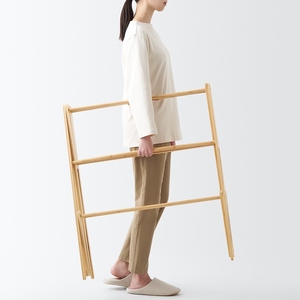 Tendedero de ropa plegable de madera de último diseño, tendedero de ropa escalonado, tendedero portátil para interiores, opciones de personalización. - Product Image 5