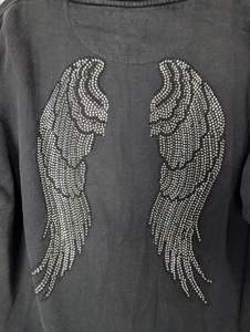 Fournisseur d'usine de sweats à capuche OEM avec rivets, sweat à capuche en coton épais de haute qualité avec embellissements en rivets, streetwear tendance, personnalisation de la marque - Product Image 5