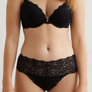 Braguitas de algodón acanalado para mujer al por mayor, lindas bragas tipo bikini, ropa interior suave y transpirable de tiro bajo, ropa interior atrevida de color negro - Product Image 1