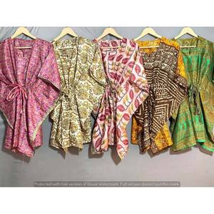 Kaftan en soie florale douce pour femmes, élégant cache-maillot de bain, tenue par Ethnic Craft Hub India - Product Image 3