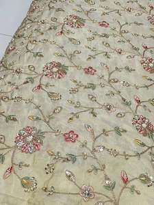 Tela de Lujo con Bordado de Cuentas, Diseño Artesanal con Patrón de Cuentas, Vestido de Novia, Saree, Dupatta, Material Textil Premium - Product Image 1